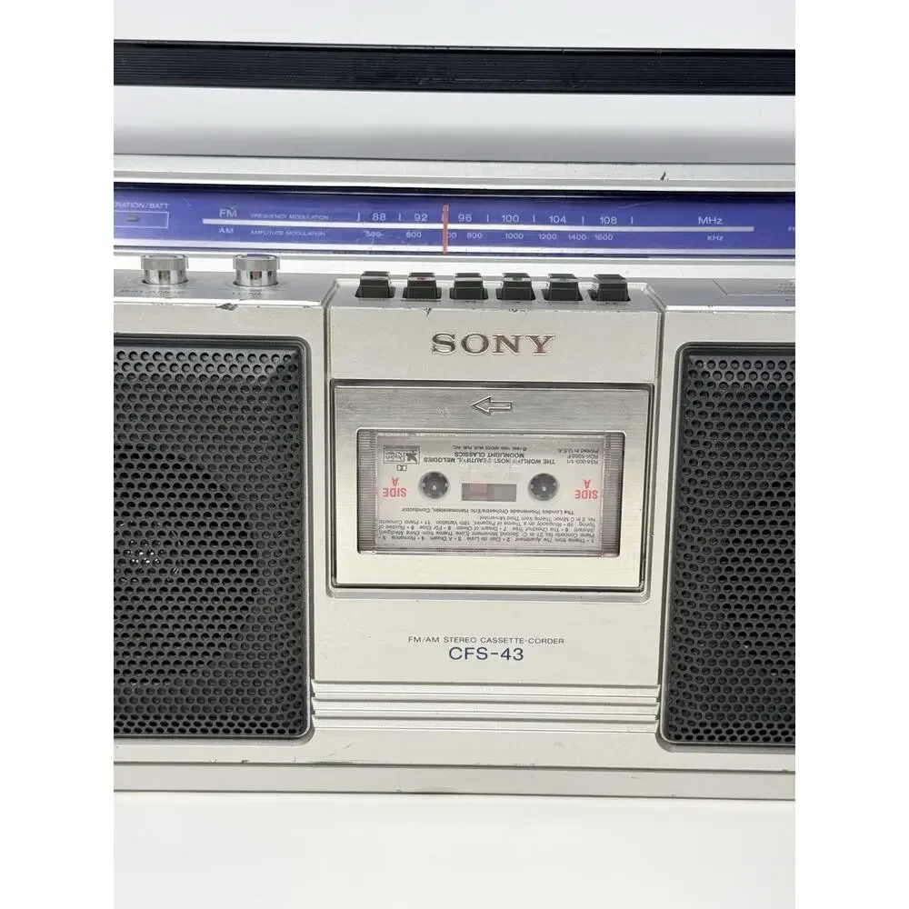 Sony CFS-43 Boombox AM FM Cassette Player Tested No Battery Cover